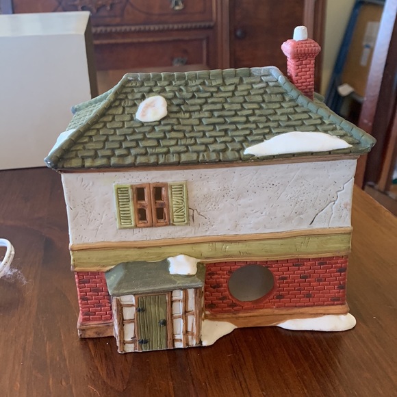 1986 Scrooge & Marley Dickens "A Christmas Carol" Dickens' Village Series - Picture 4 of 16